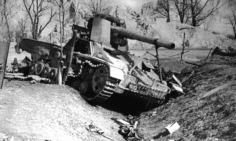 Знищена німецька самохідка